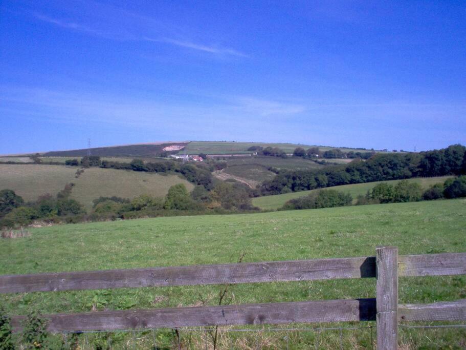 Farmer Bob'S Farmhouse Barnstaple Exterior foto